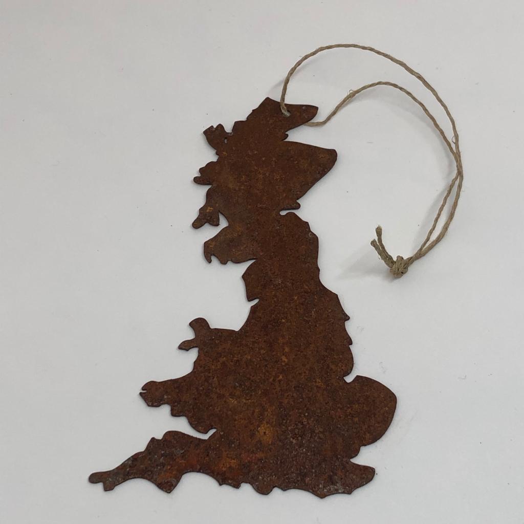 Rusty Hanging Great Britain Silhouette Decoration-ad&i